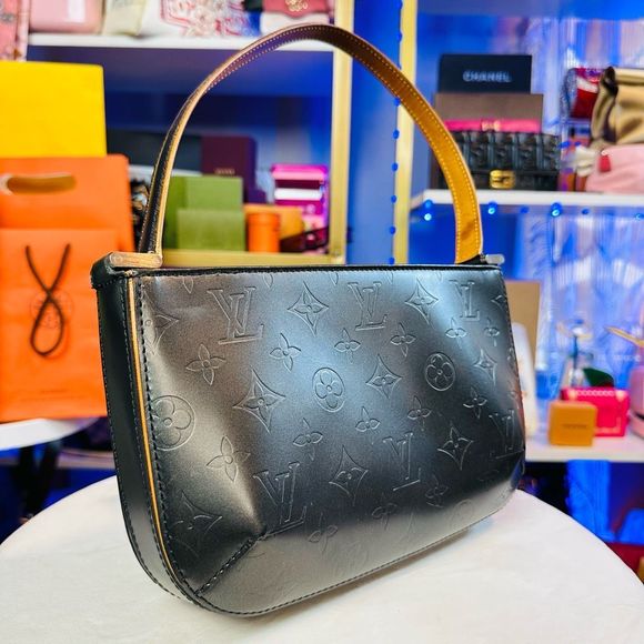 Louis Vuitton Monogram Mat Fowler handbag Silver Gray Shoulder Bag - Picture 2 of 14